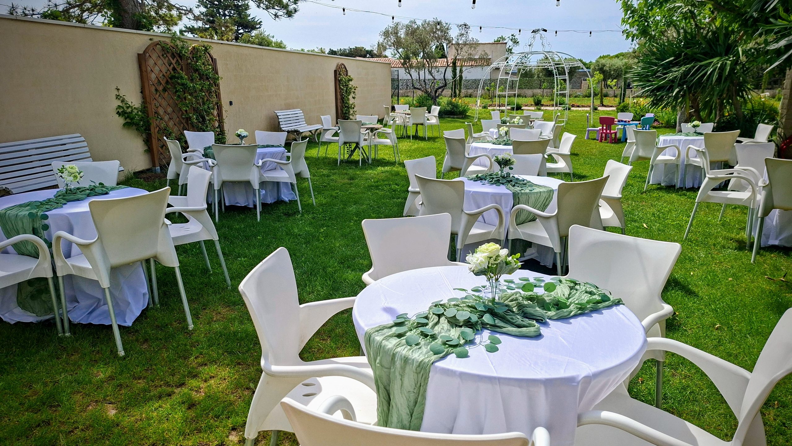 Terrasse du Domaine Le Platanium Réception pour un événement familial